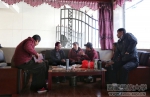 学校驻村慰问小组赴改则县察布乡慰问驻村工作队 - 西藏民族学院