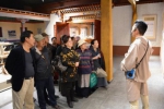 区科技厅组织拉萨离退休人员参观西藏自然科学博物馆 - 科技厅