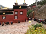 深山叩僧门，问道水云间——甘孜行纪之二十 - 中国西藏网