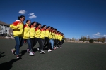 【聚焦十九大】我校开展“喜迎十九大 活力三走进校园”活动 - 西藏大学