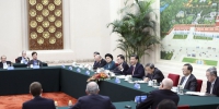 习近平会见清华大学经济管理学院顾问委员会海外委员和中方企业家委员 - 中国西藏网