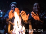 为何《冰湖上的转场》组图能夺“西藏风情”摄影大赛最高奖？ - 中国西藏网