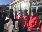 学校领导在拉萨办事处欢送第八批第二轮驻村工作队员 - 西藏民族学院