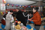 学校领导与寒假留校学生共度春节藏历新年 - 西藏民族学院